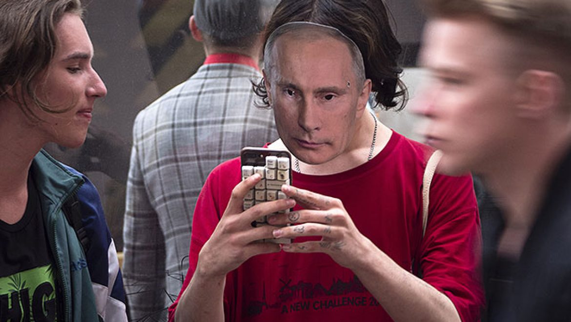 Путин подписал закон, запрещающий размещение рекламы в Instagram, Facebook и X